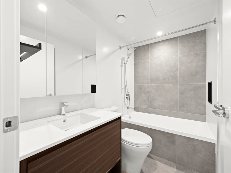 3606-13745 George Junction, Surrey, BC, V3T 4Y3 - 18
