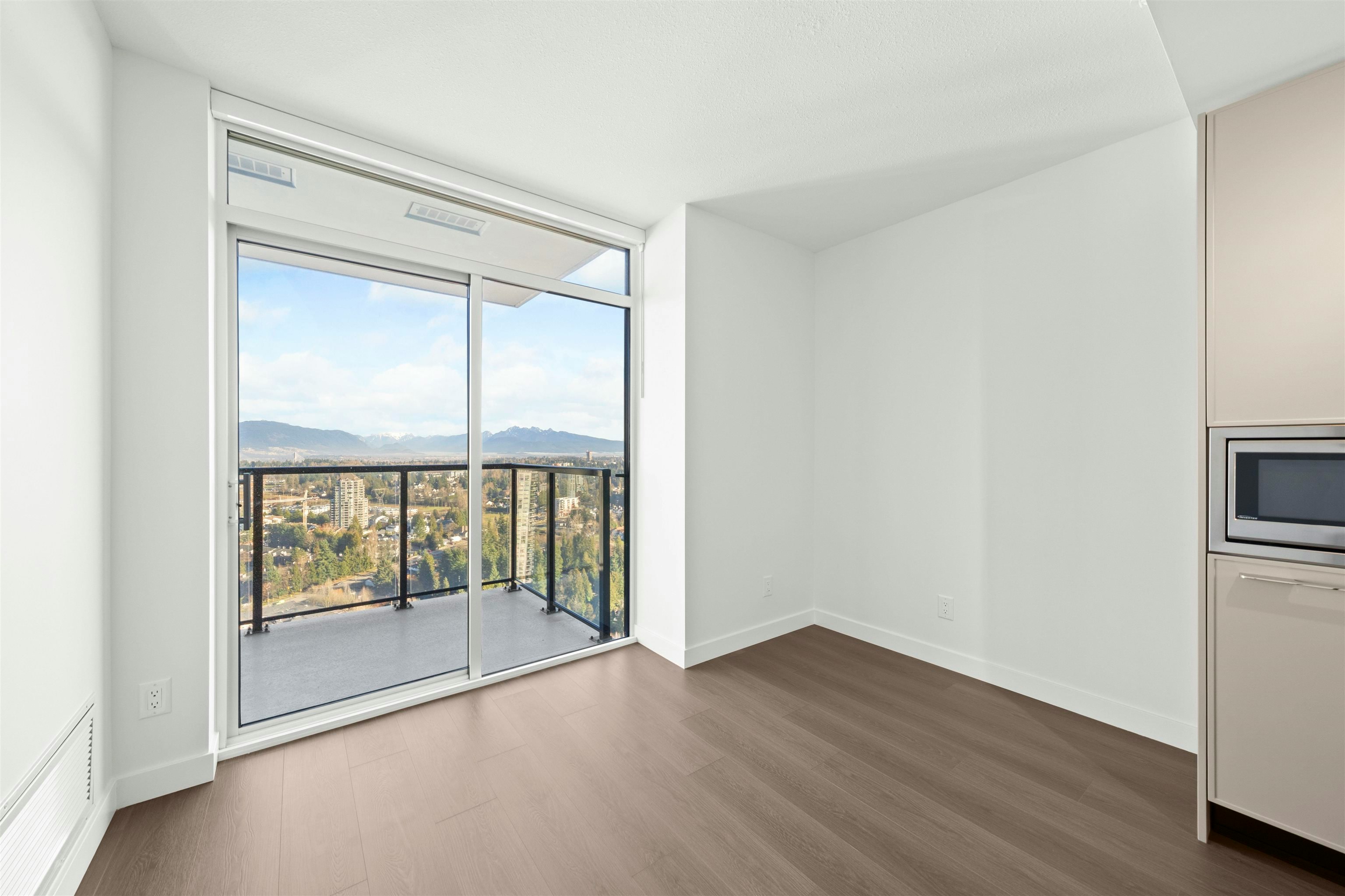 3606-13745 George Junction, Surrey, BC, V3T 4Y3 - 9