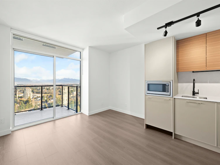3606-13745 George Junction, Surrey, BC, V3T 4Y3