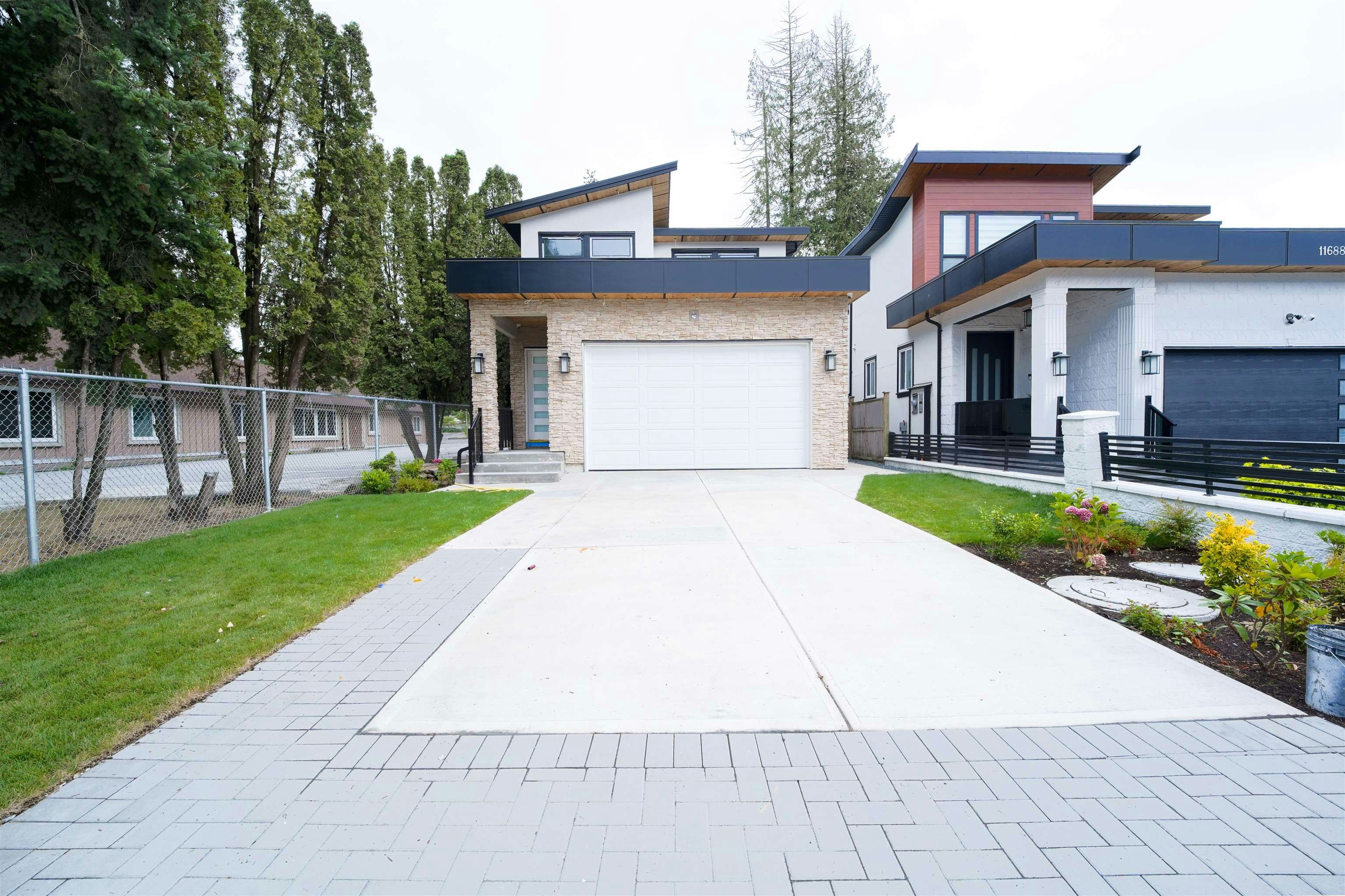 11692 96 Avenue, Delta, BC, V4C 3W7