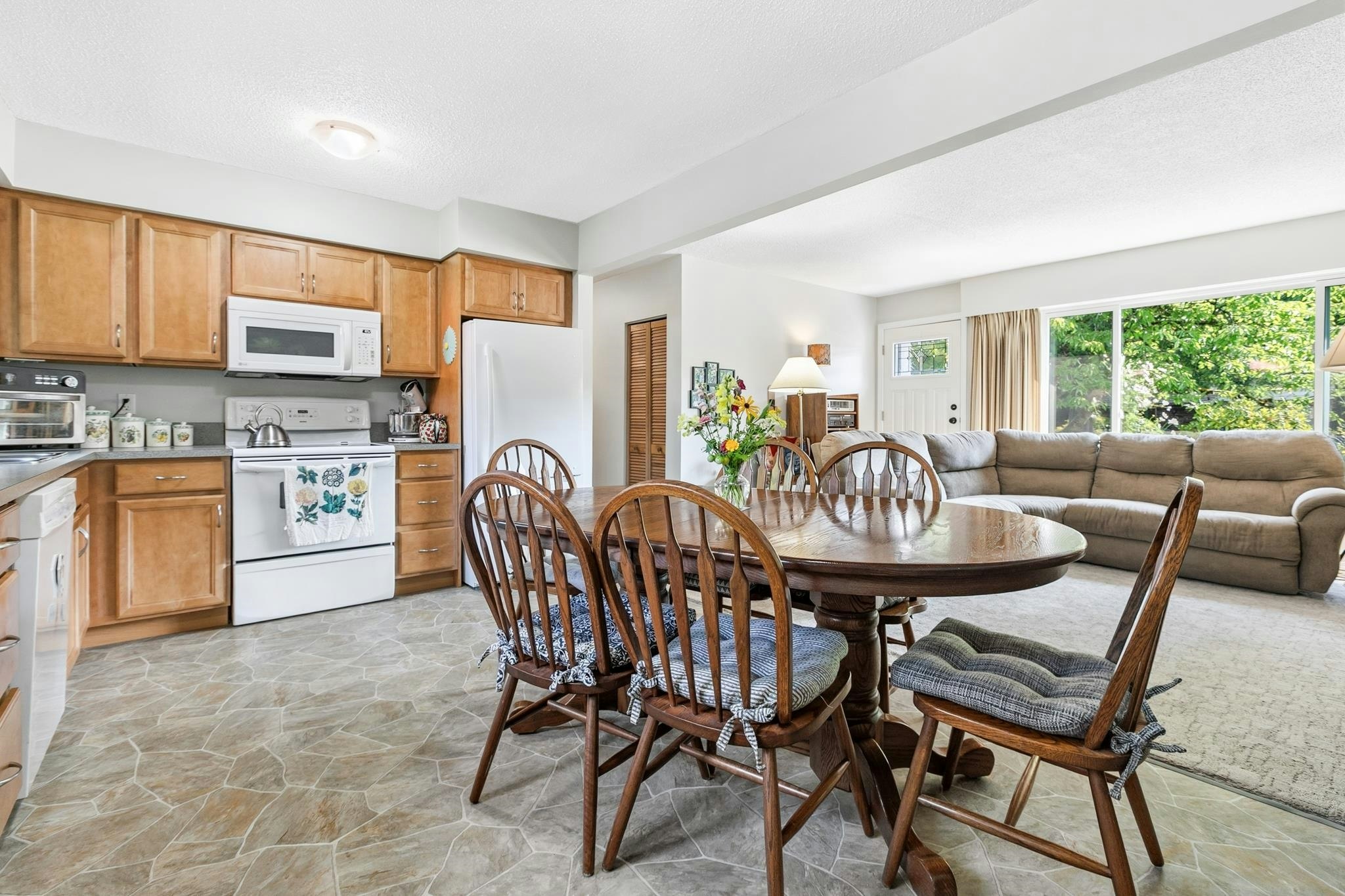 12157 250 Street, Maple Ridge, BC, V4R 1H3 - 7