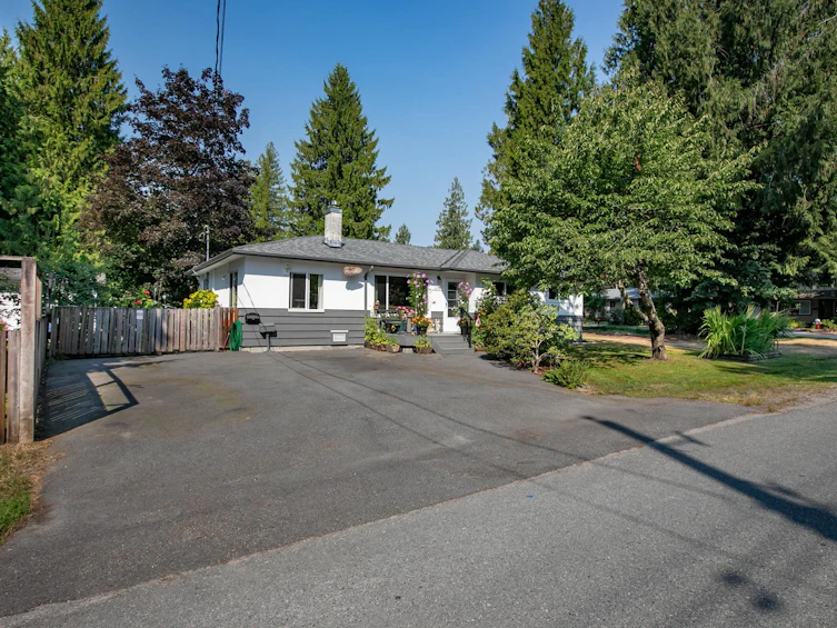 12157 250 Street, Maple Ridge, BC, V4R 1H3