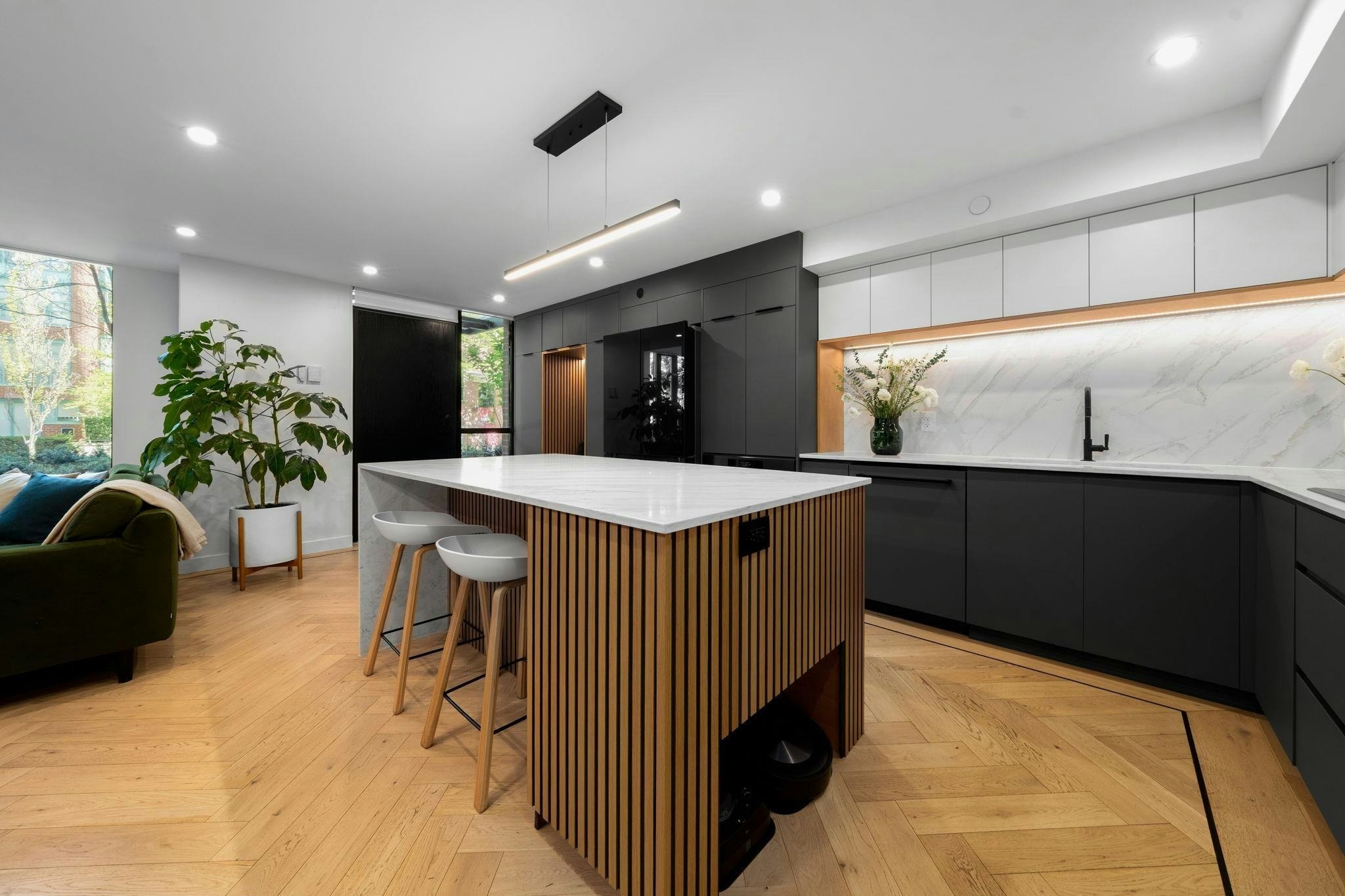 918 Homer Street, Vancouver, BC, V6B 1T7 - 10