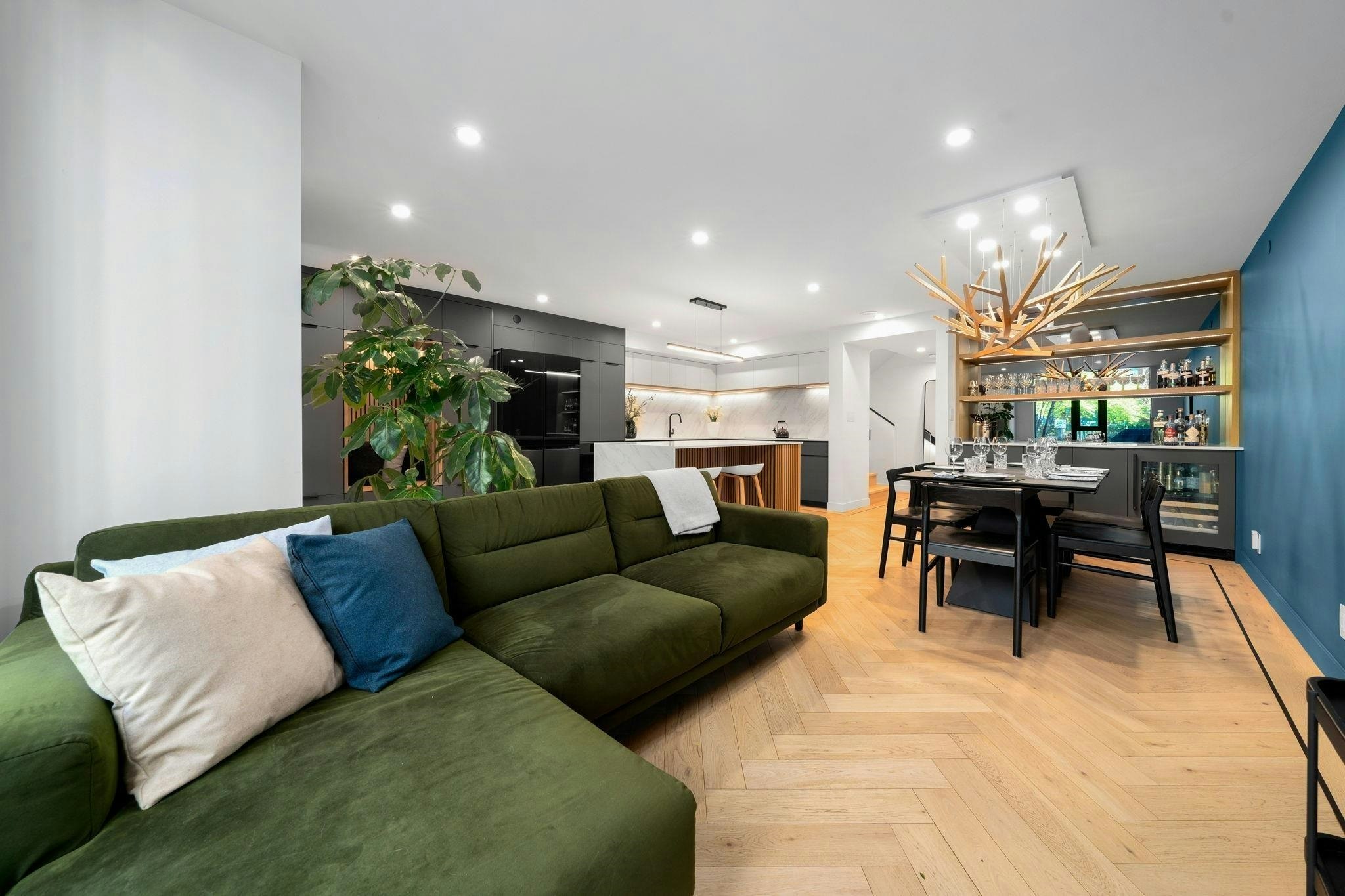 918 Homer Street, Vancouver, BC, V6B 1T7