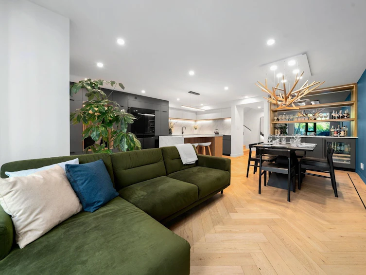 918 Homer Street, Vancouver, BC, V6B 1T7