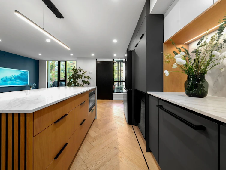 918 Homer Street, Vancouver, BC, V6B 1T7 - 11