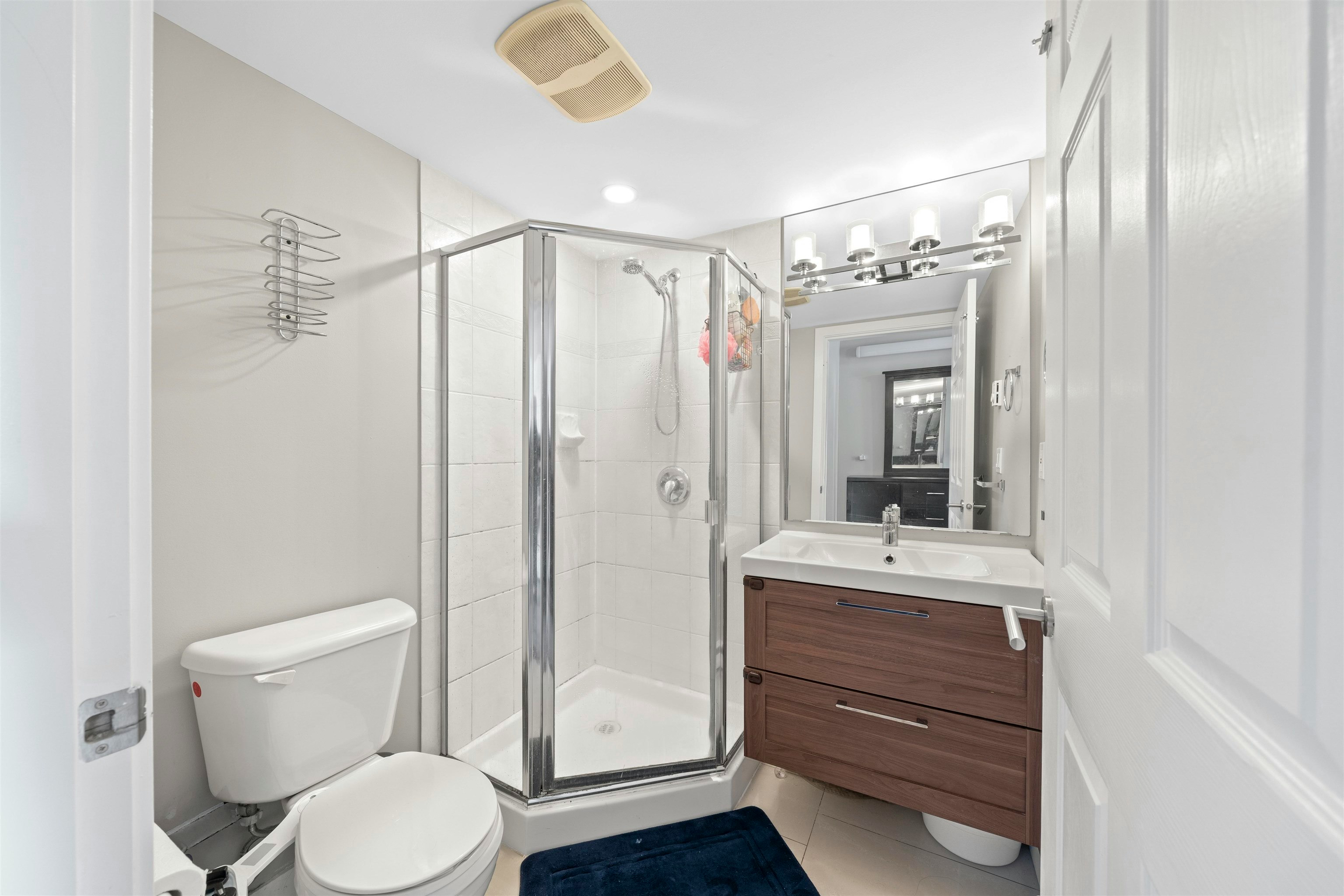 207-12083 92a Avenue, Surrey, BC, V3V 8C8 - 18