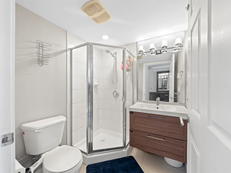 207-12083 92a Avenue, Surrey, BC, V3V 8C8 - 18