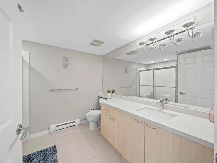 207-12083 92a Avenue, Surrey, BC, V3V 8C8 - 15