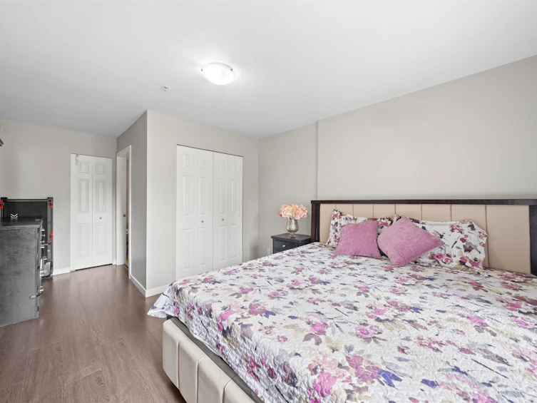 207-12083 92a Avenue, Surrey, BC, V3V 8C8 - 14