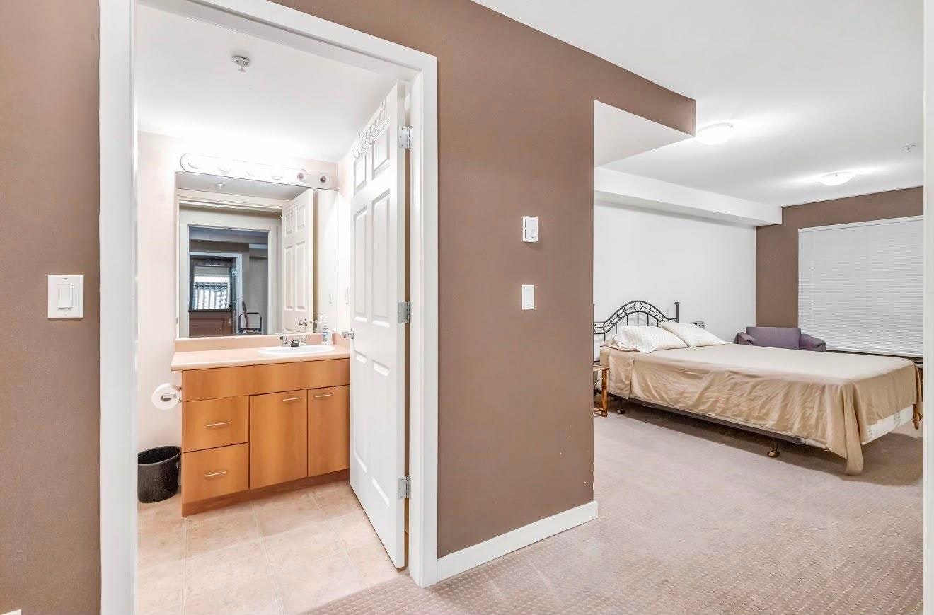 207-12083 92a Avenue, Surrey, BC, V3V 8C8 - 31
