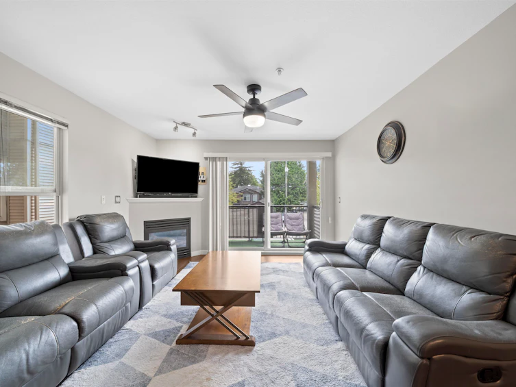 207-12083 92a Avenue, Surrey, BC, V3V 8C8 - 6