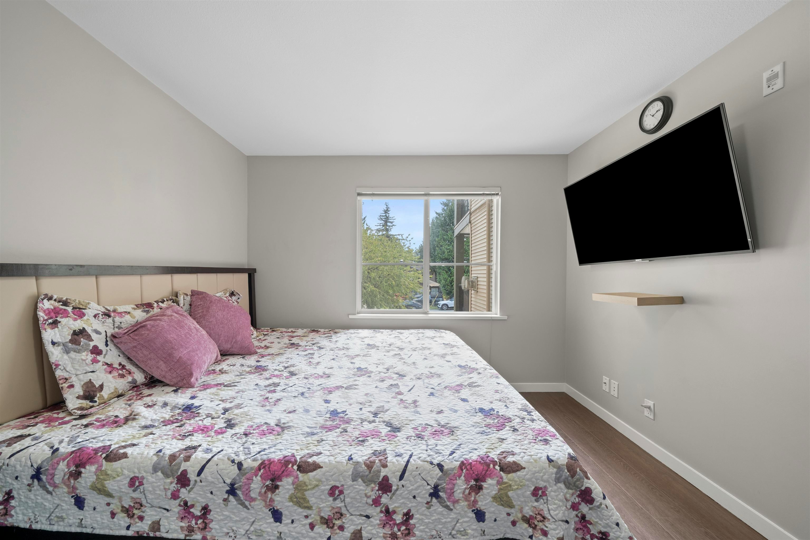 207-12083 92a Avenue, Surrey, BC, V3V 8C8 - 13