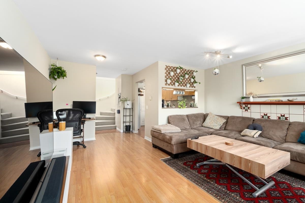 5-1214 W 7th Avenue, Vancouver, BC, V6H 1B6