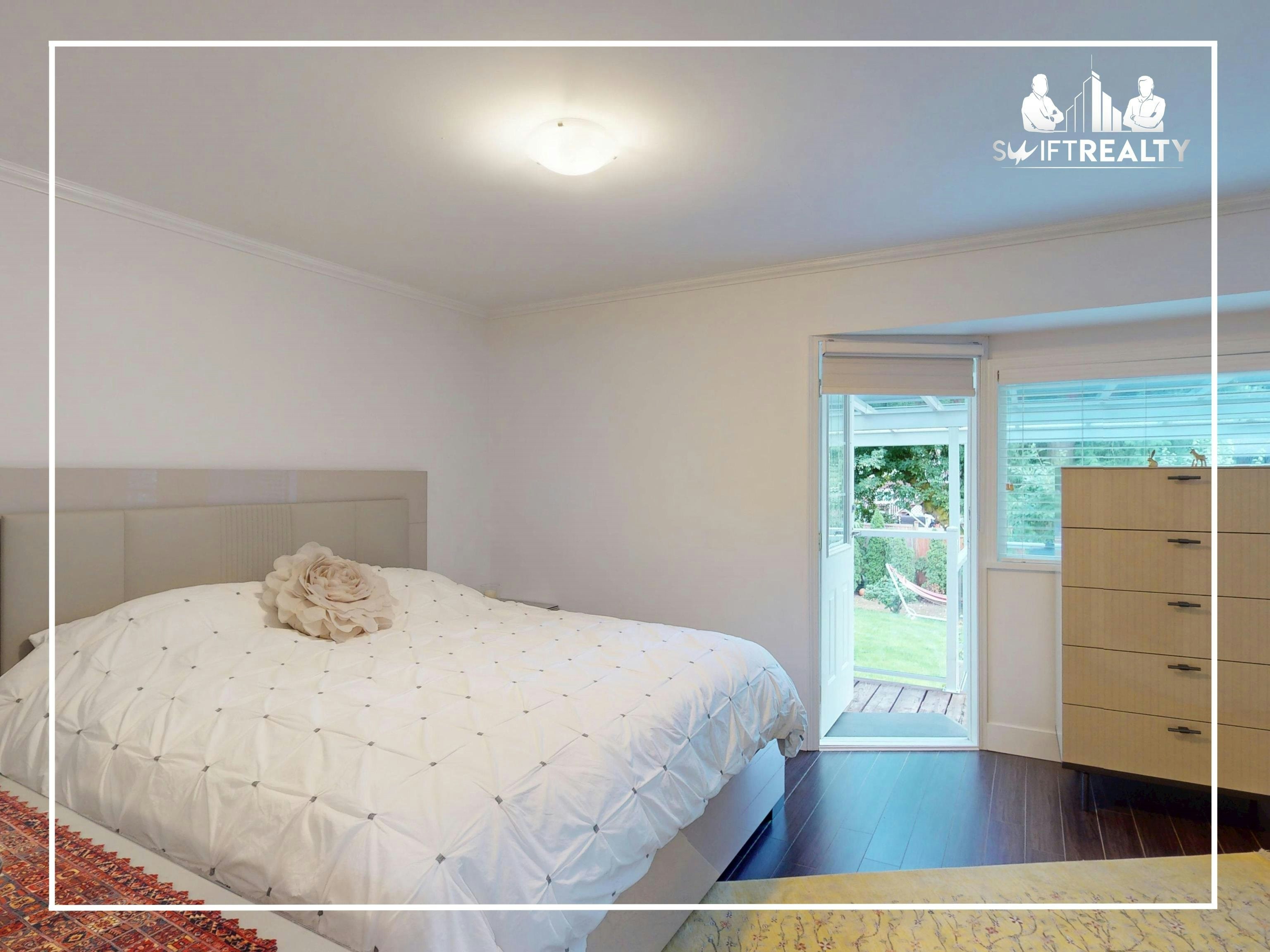537 E Osborne Road, North Vancouver, BC, V7N 1M4 - 9