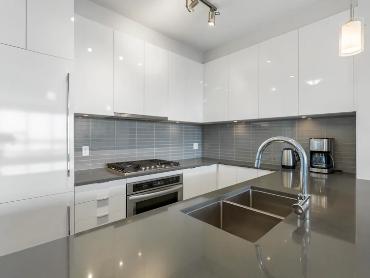 613-9311 Alexandra Road, Richmond, BC, V6X 0L8 - 6