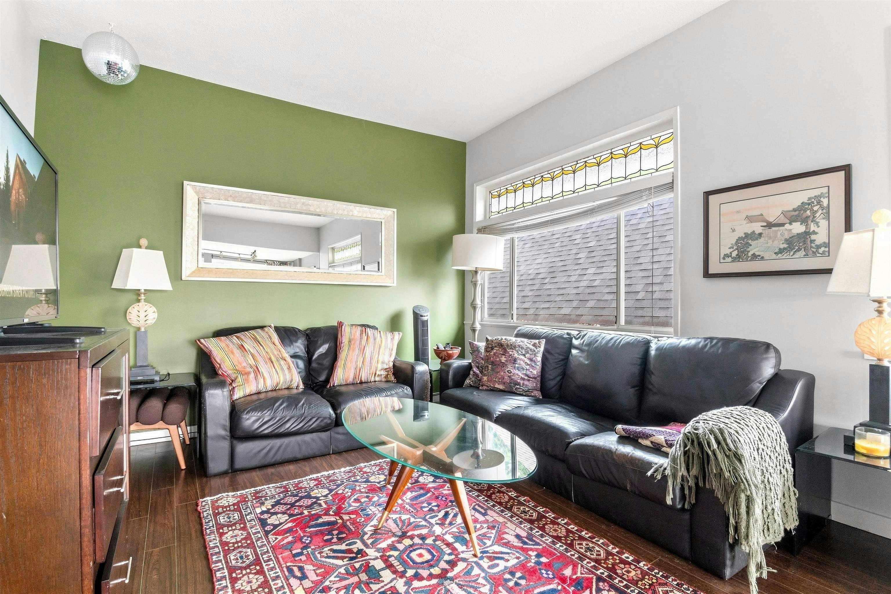 342 E Eighth Avenue - 3