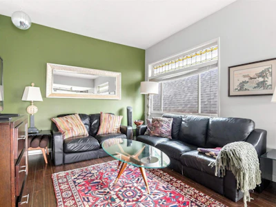 342 E Eighth Avenue - 3