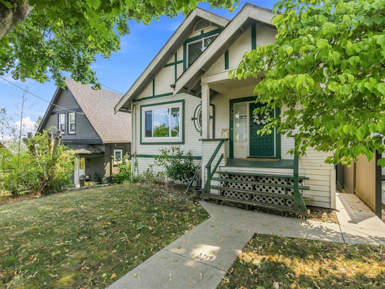 342 E Eighth Avenue, New Westminster, BC, V3L 4K8 - 34