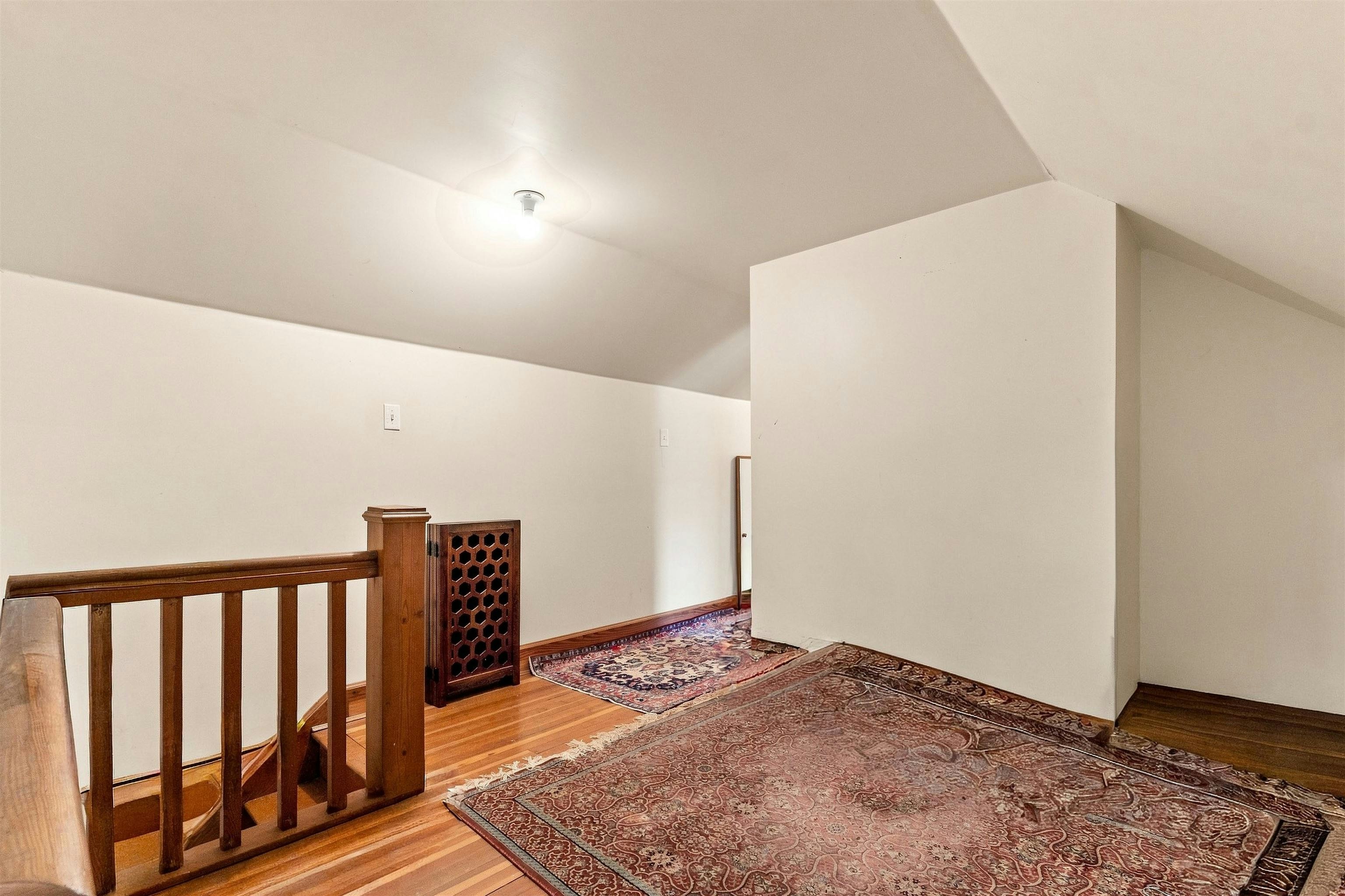 342 E Eighth Avenue, New Westminster, BC, V3L 4K8 - 27
