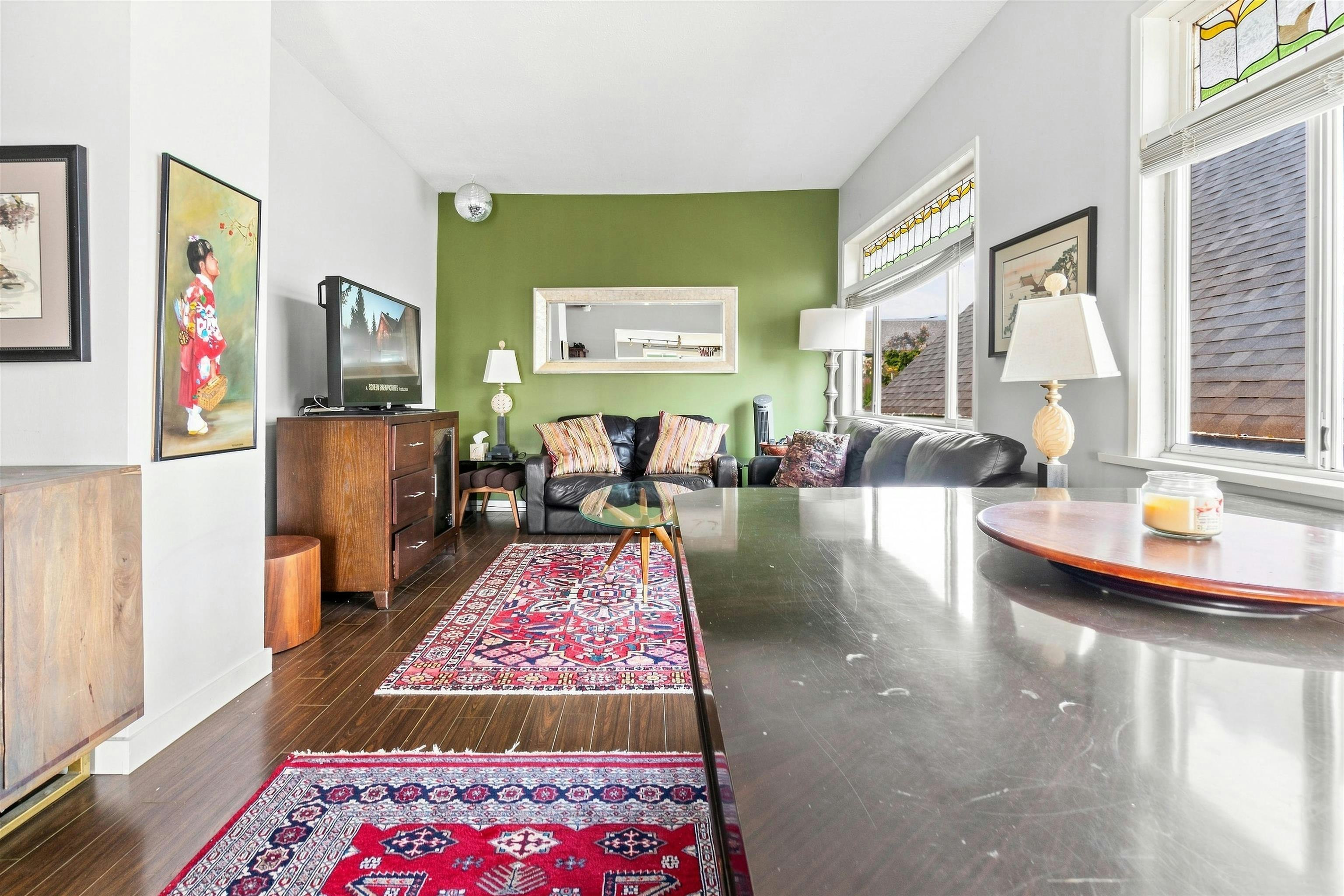 342 E Eighth Avenue - 2