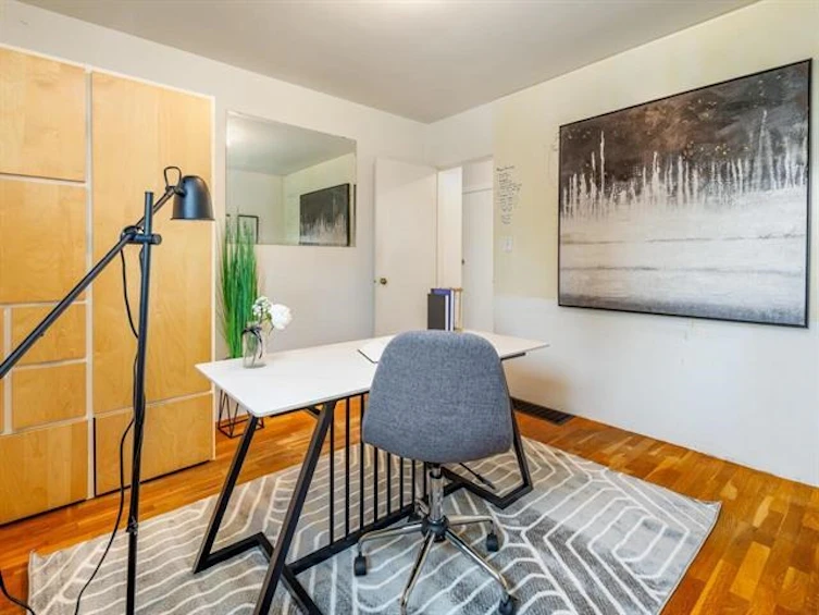 3687 E 26th Avenue, Vancouver, BC, V5R 1M6 - 4