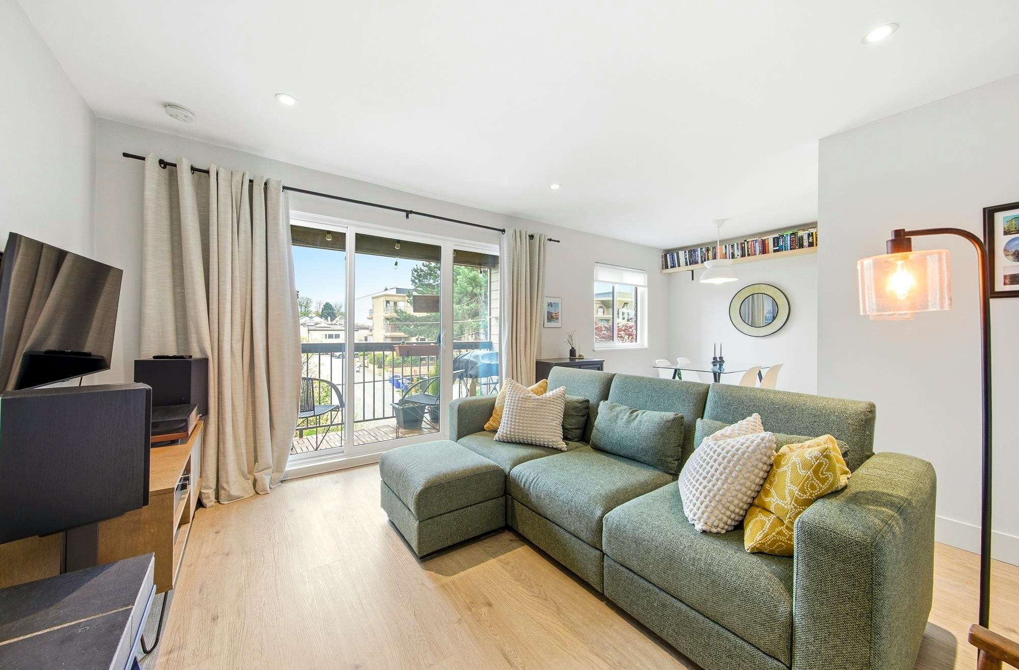 304-1825 W 8th Avenue, Vancouver, BC, V6J 1V9