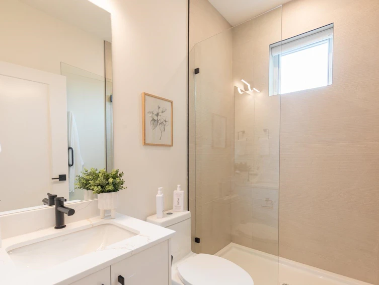 1-3615 Turner Street, Vancouver, BC, V5K 2J2 - 22