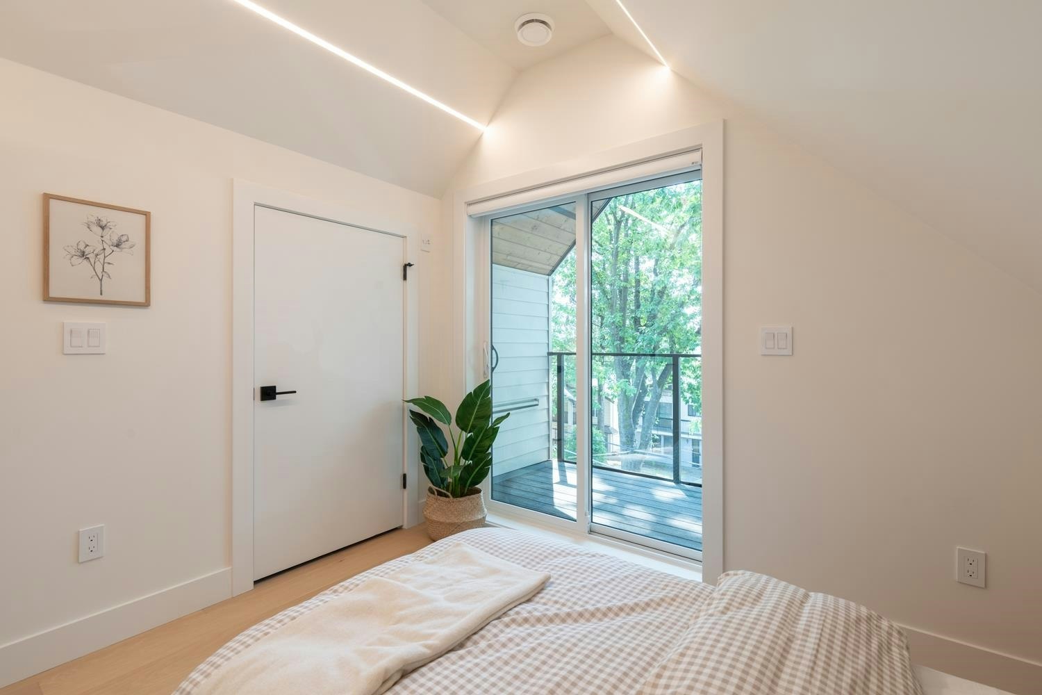 1-3615 Turner Street, Vancouver, BC, V5K 2J2 - 25