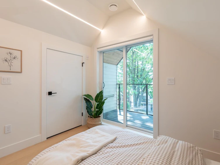 1-3615 Turner Street, Vancouver, BC, V5K 2J2 - 25