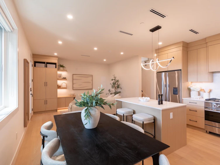 1-3615 Turner Street, Vancouver, BC, V5K 2J2 - 7