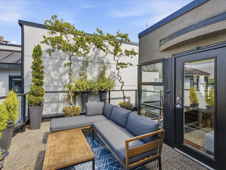 401-3673 W 11th Avenue, Vancouver, BC, V6R 2K4 - 3
