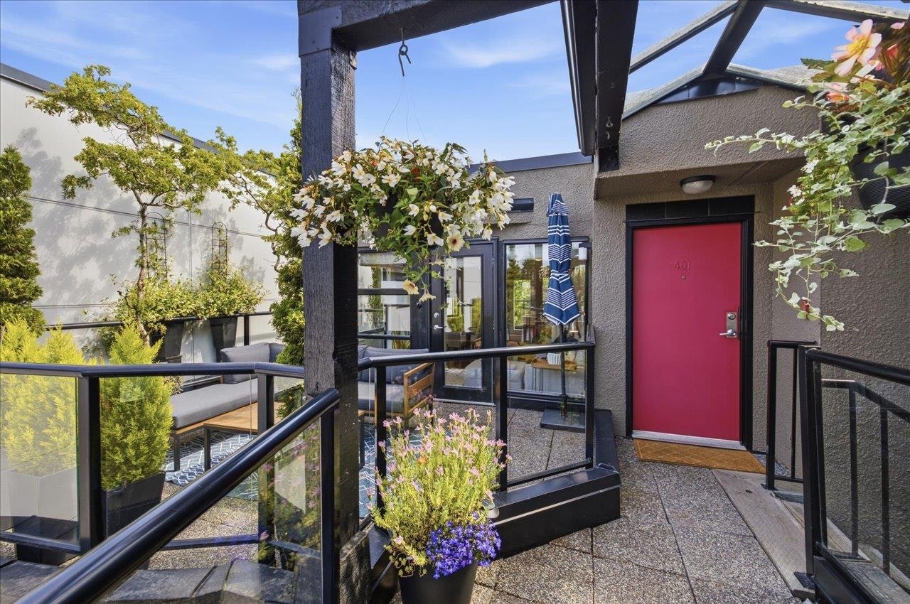 401-3673 W 11th Avenue - 2