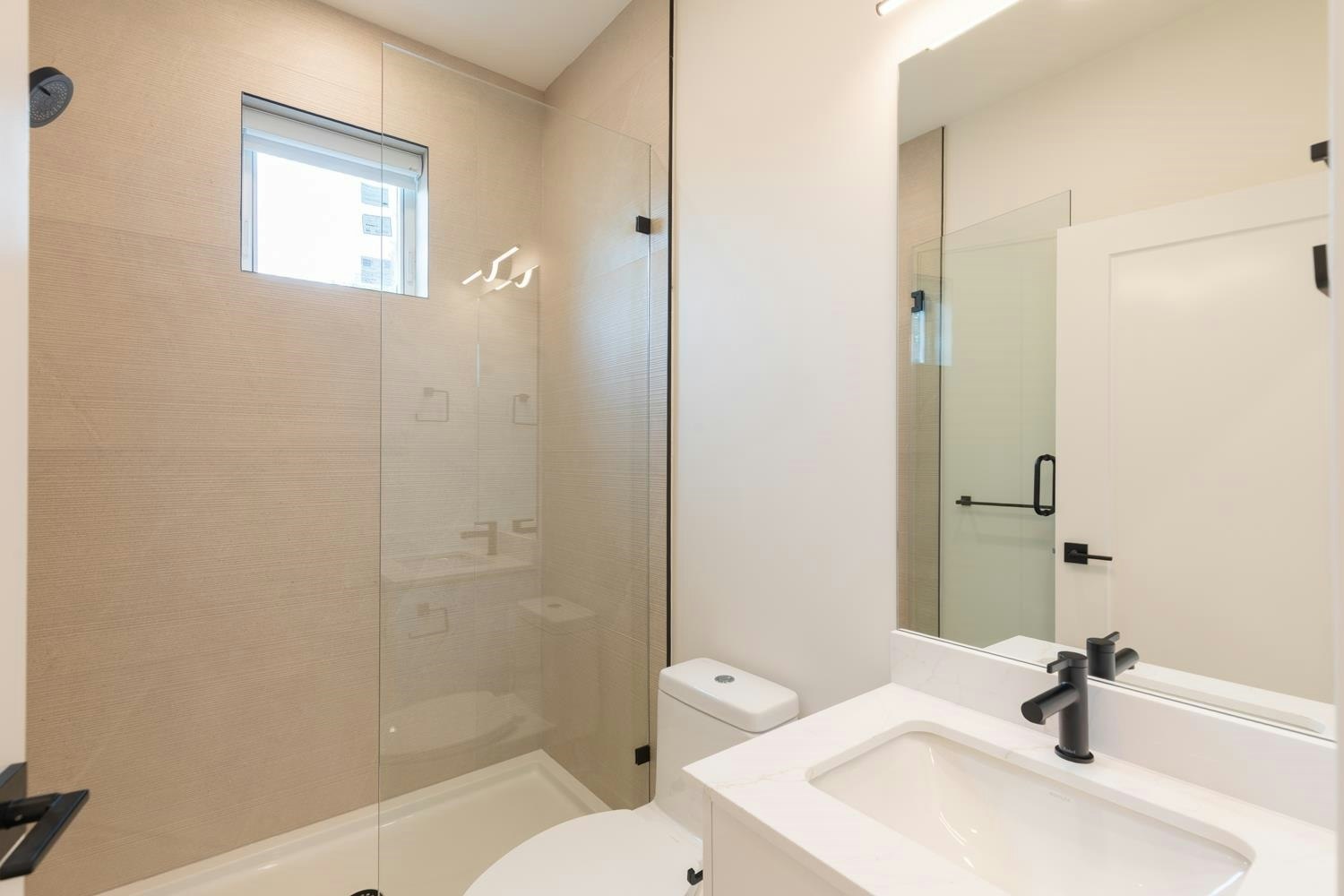 2-3615 Turner Street, Vancouver, BC, V5K 2J2 - 21