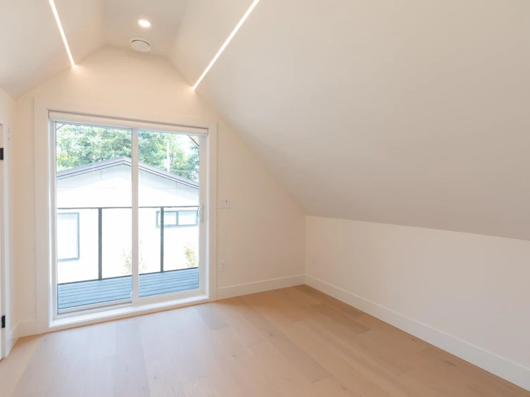 2-3615 Turner Street, Vancouver, BC, V5K 2J2 - 23