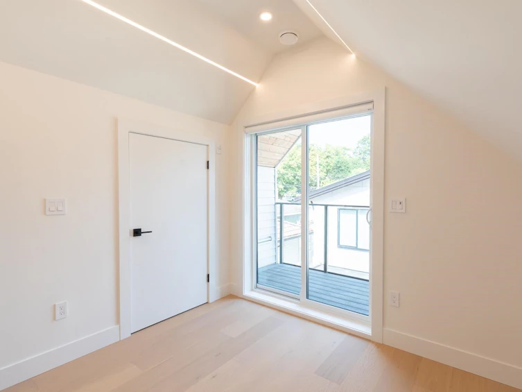 2-3615 Turner Street, Vancouver, BC, V5K 2J2 - 24