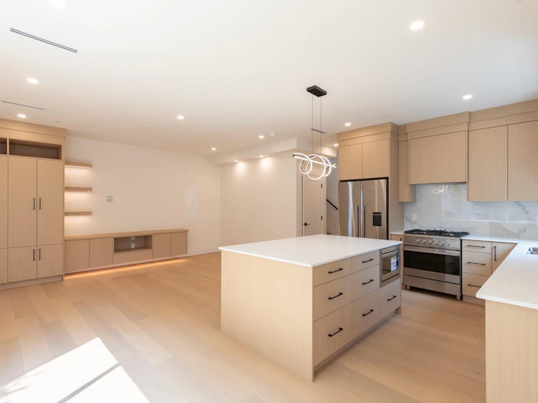 3-3615 Turner Street, Vancouver, BC, V5K 2J2 - 8