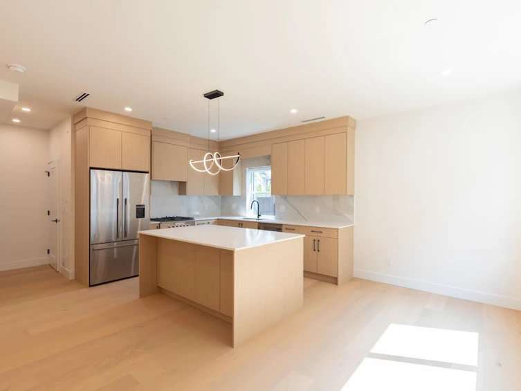 3-3615 Turner Street, Vancouver, BC, V5K 2J2 - 7