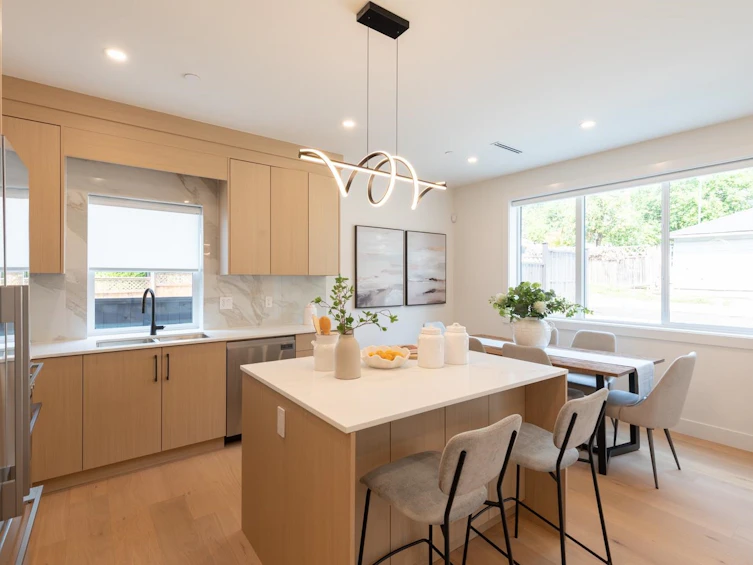 4-3615 Turner Street, Vancouver, BC, V5K 2J2 - 7