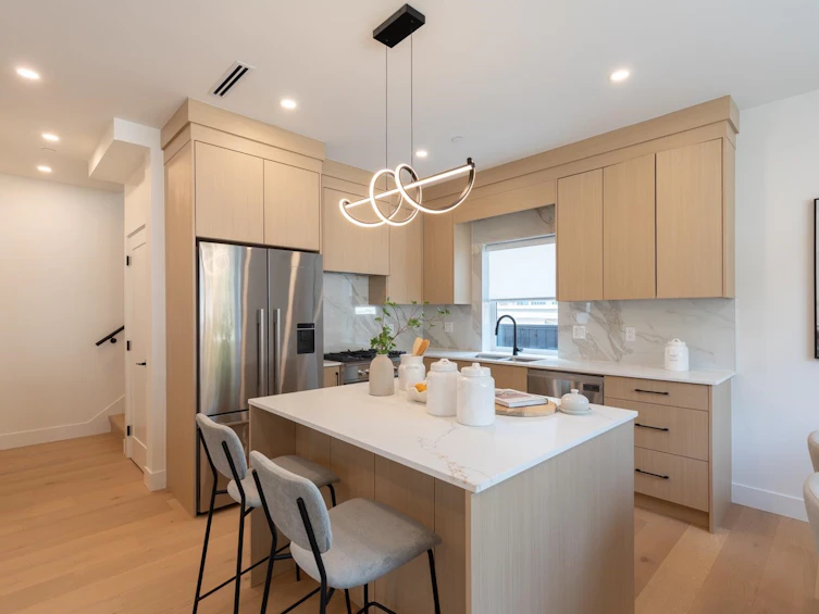 4-3615 Turner Street, Vancouver, BC, V5K 2J2 - 6