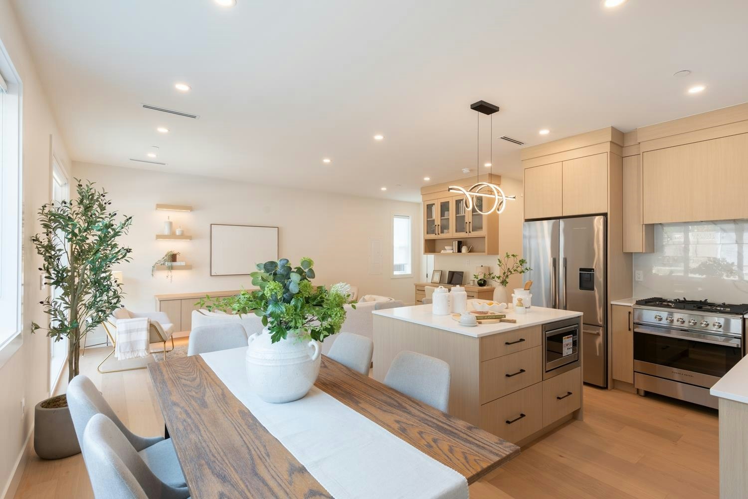 4-3615 Turner Street, Vancouver, BC, V5K 2J2 - 10