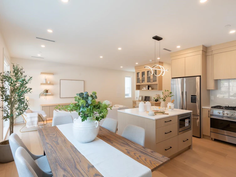 4-3615 Turner Street, Vancouver, BC, V5K 2J2 - 10