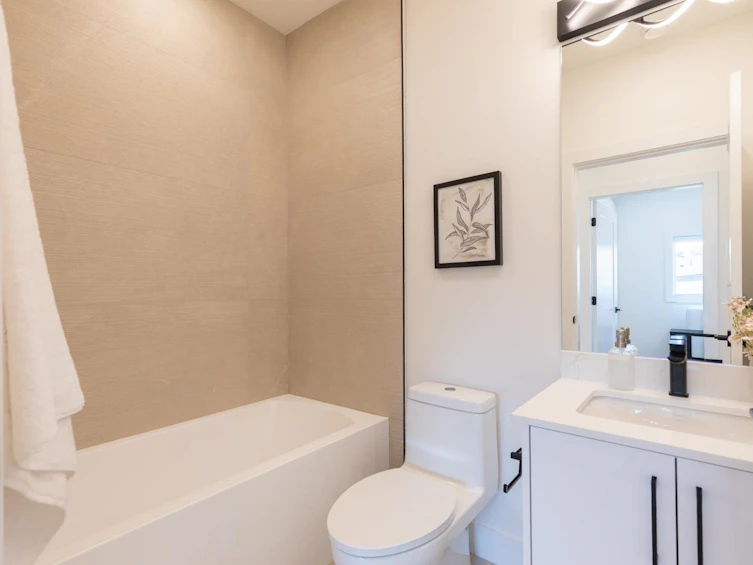 4-3615 Turner Street, Vancouver, BC, V5K 2J2 - 17