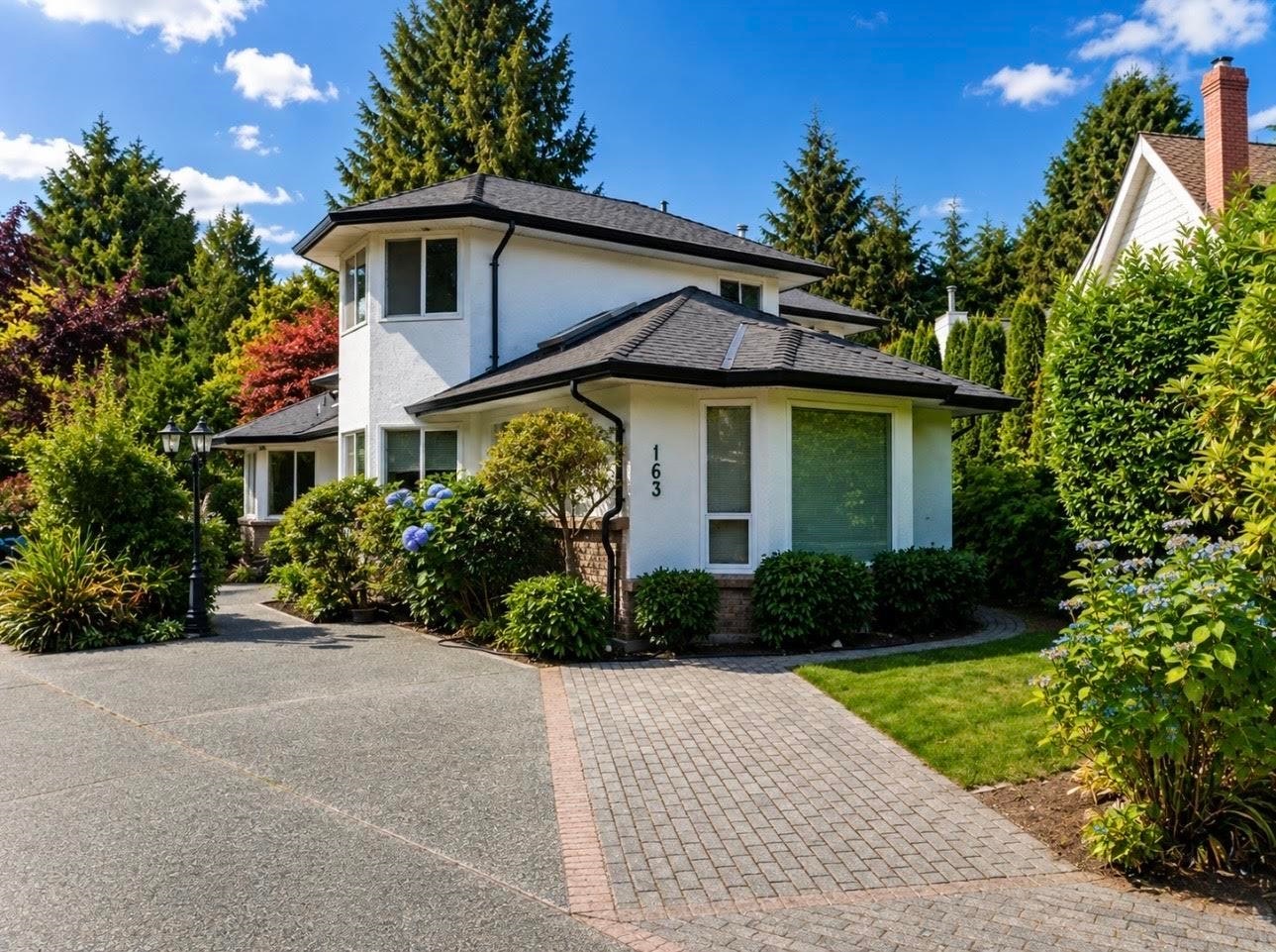 163 49 Street, Delta, BC, V4M 2P1