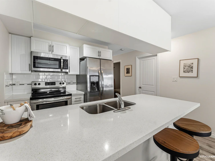 215-5650 201a Street Street, Langley, BC, V3A 0B3 - 8