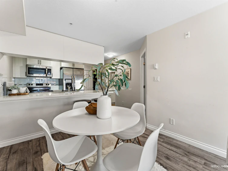 215-5650 201a Street Street, Langley, BC, V3A 0B3 - 11
