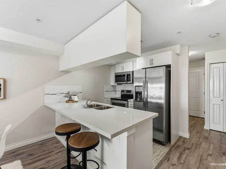 215-5650 201a Street Street, Langley, BC, V3A 0B3 - 20