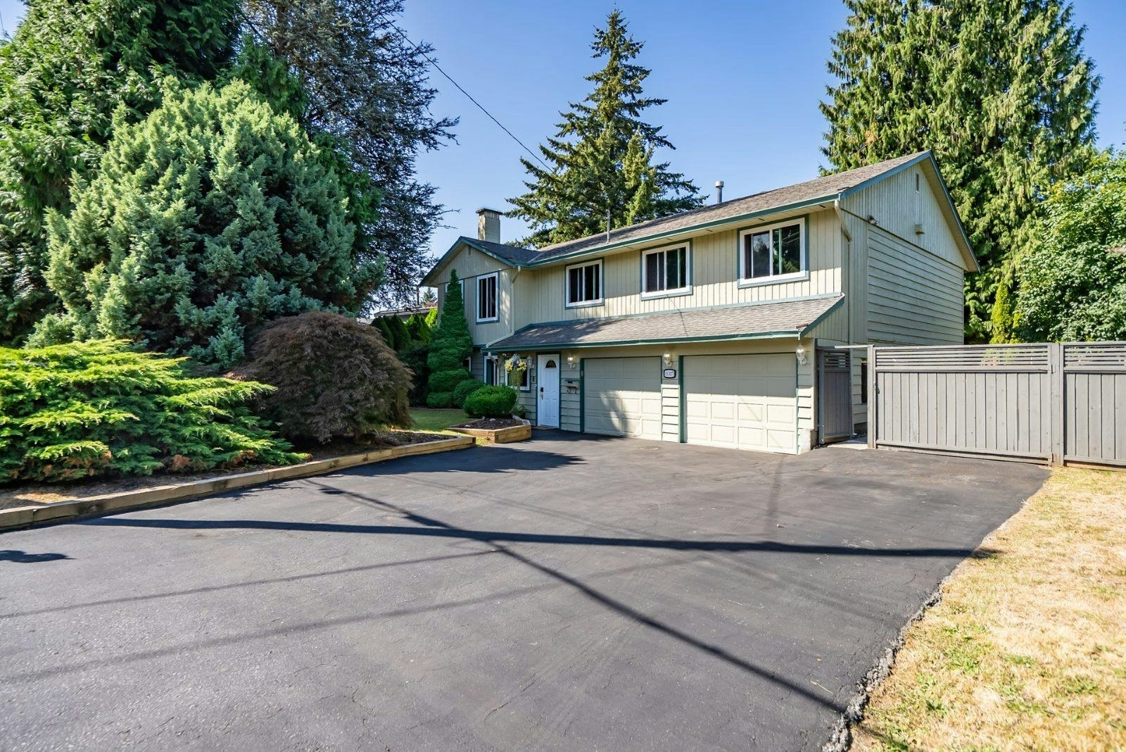 11527 Fraserview Street, Maple Ridge, BC, V2X 4Y8