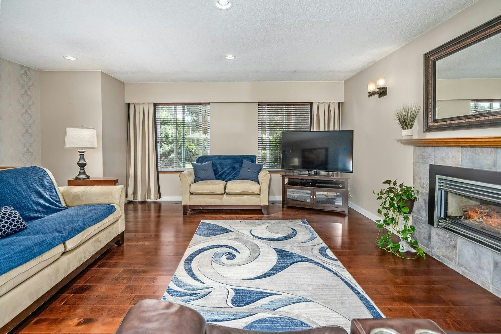 11527 Fraserview Street - 4