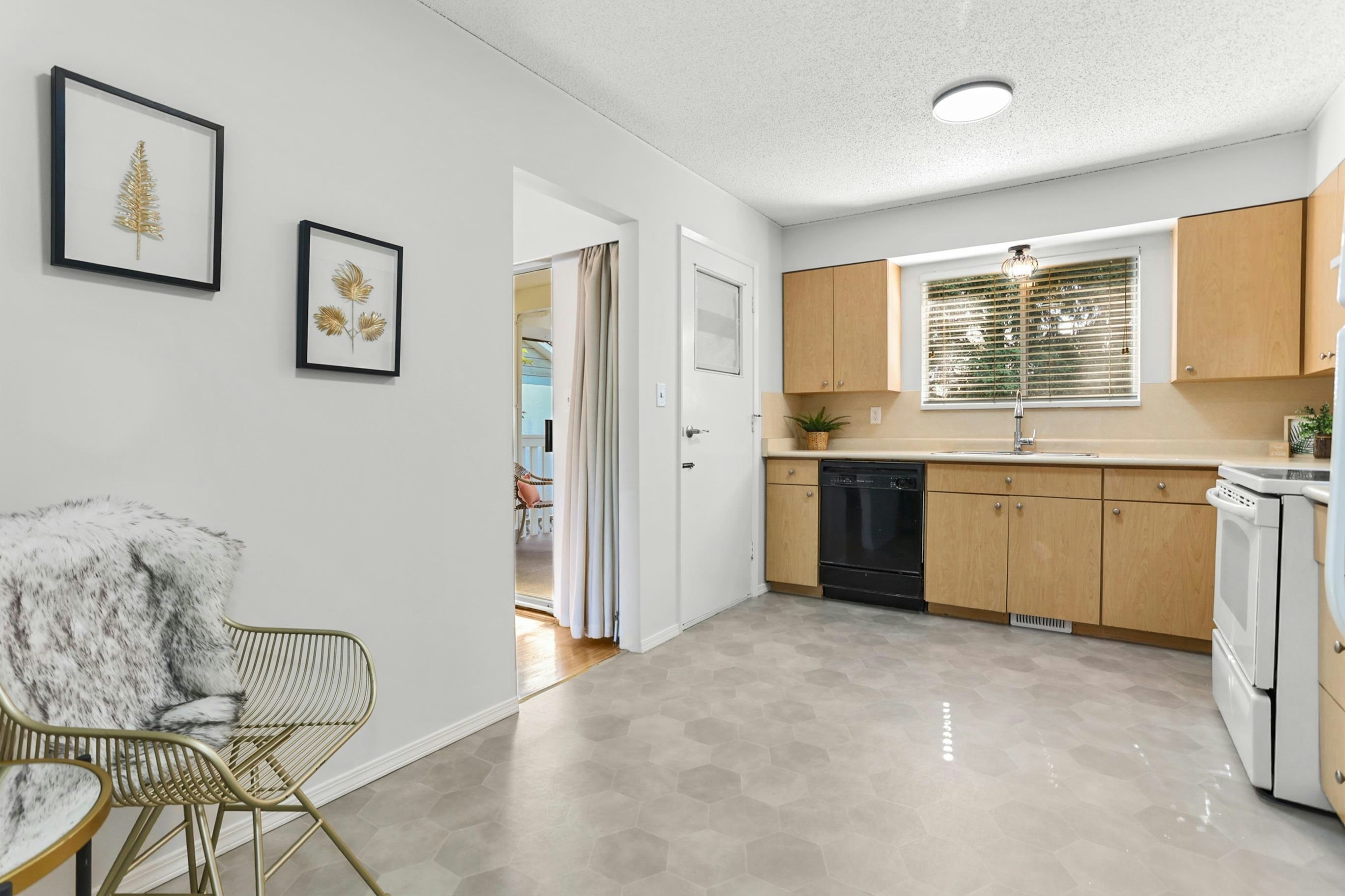 11663 Morris Street, Maple Ridge, BC, V2X 5C5 - 10